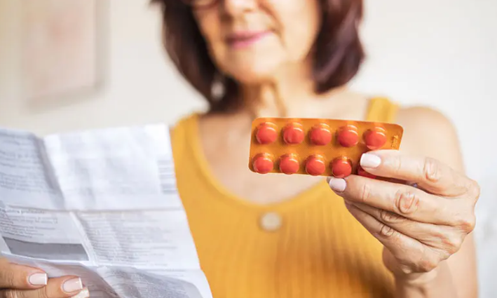 Hormone replacement therapy side effects